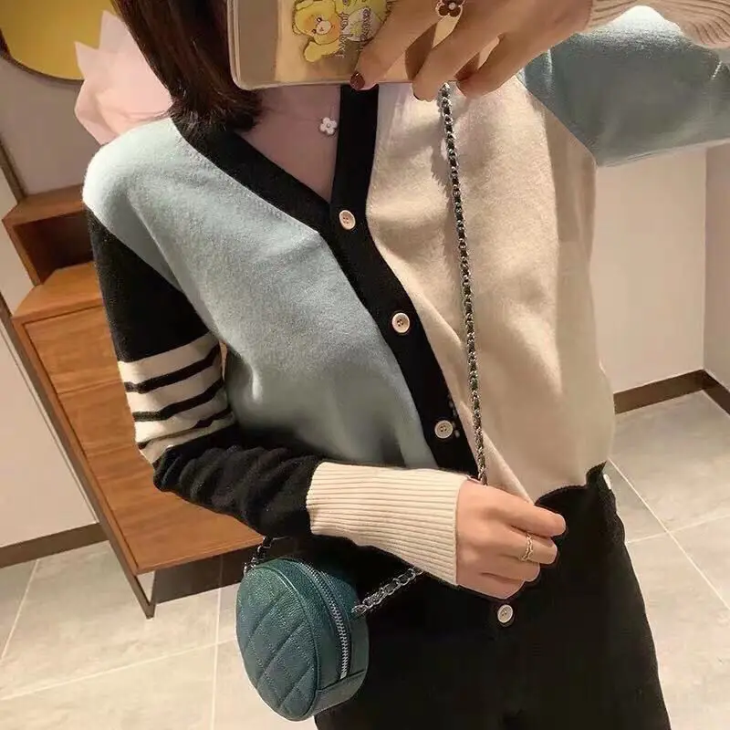 Spring Autumn Loose Slim French Lazy Style Color Blocked Knitted Cardigan Women\'s V-neck Sweater Long Sleeved Jacket Versatile