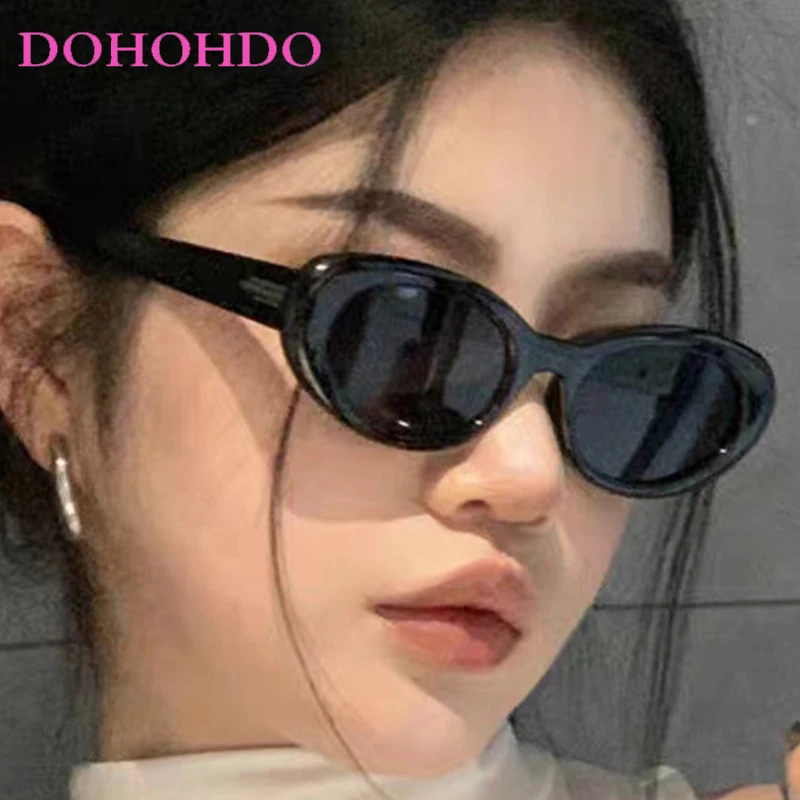 

Retro Oval Rivet Sunglasses Women Men Trend Fashion Luxury Brand Small Frame Classic Outdoors Driving Shades Sunglasses UV400