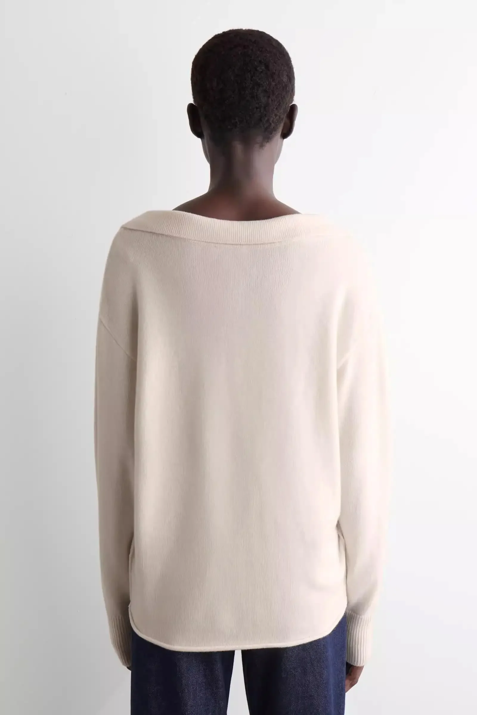 زي أثيري 2025 كوس نمط جديد لخريف المرأة عادية معيار نمط بولو طوق مزيج سترة محبوكة #4