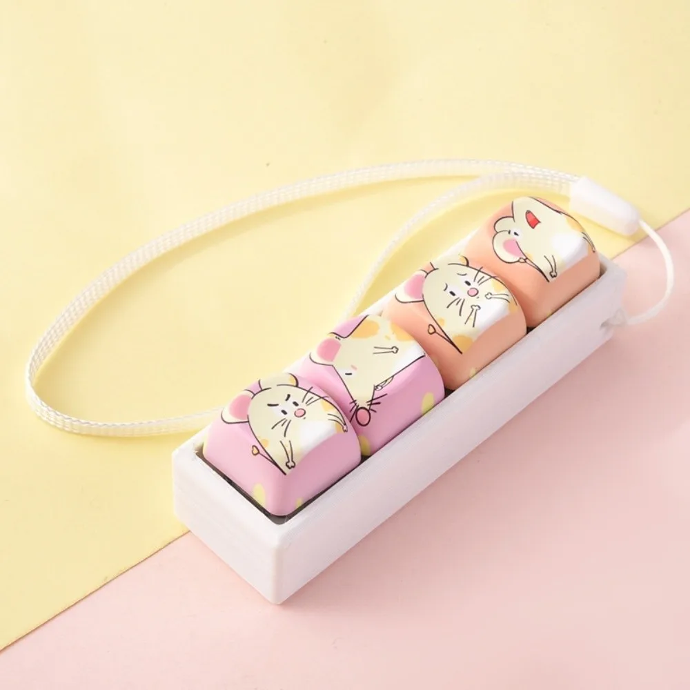 Cartoon 4 Keys Keyboard Keychain Animals Mini Fidget Clicker Keychain Portable Pressable Keys Mechanical Keyboard Keyring
