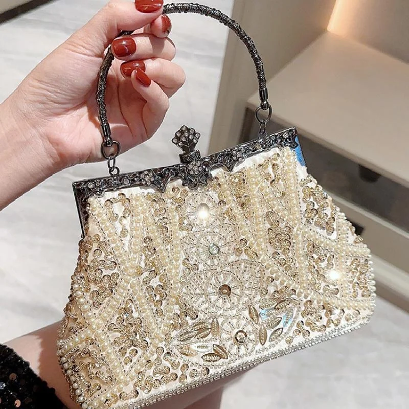 

Handmade Pearl Embroidered Banquet Handbag Paired with Formal Attire Bag for Ladies Trendy Banquet Crossbody Bag