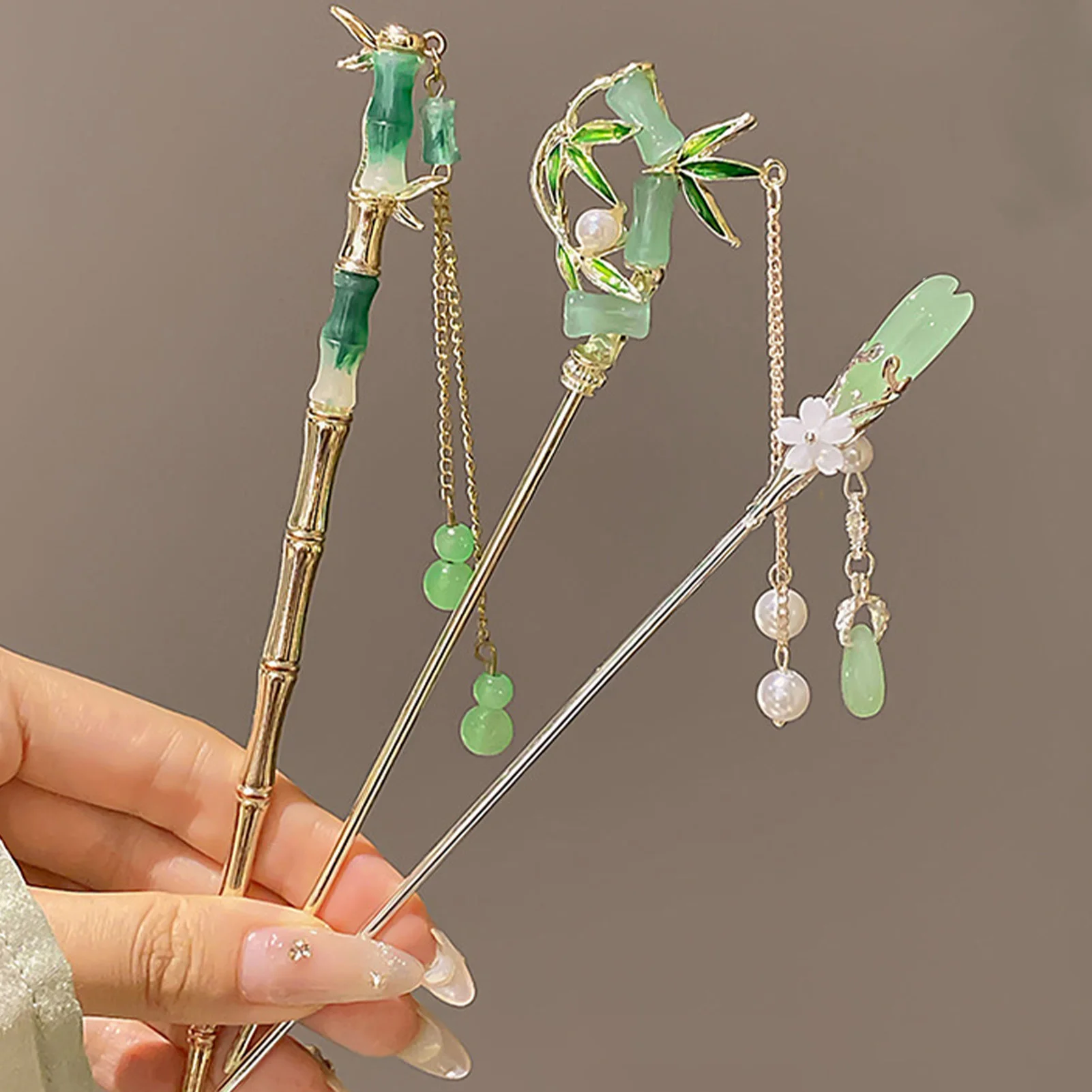 Chinese Style Bamboo Hairpin For Women Spring Element Green Glass Hair Stick Exquisite Jewelry Tassel Hair Decor Accessories