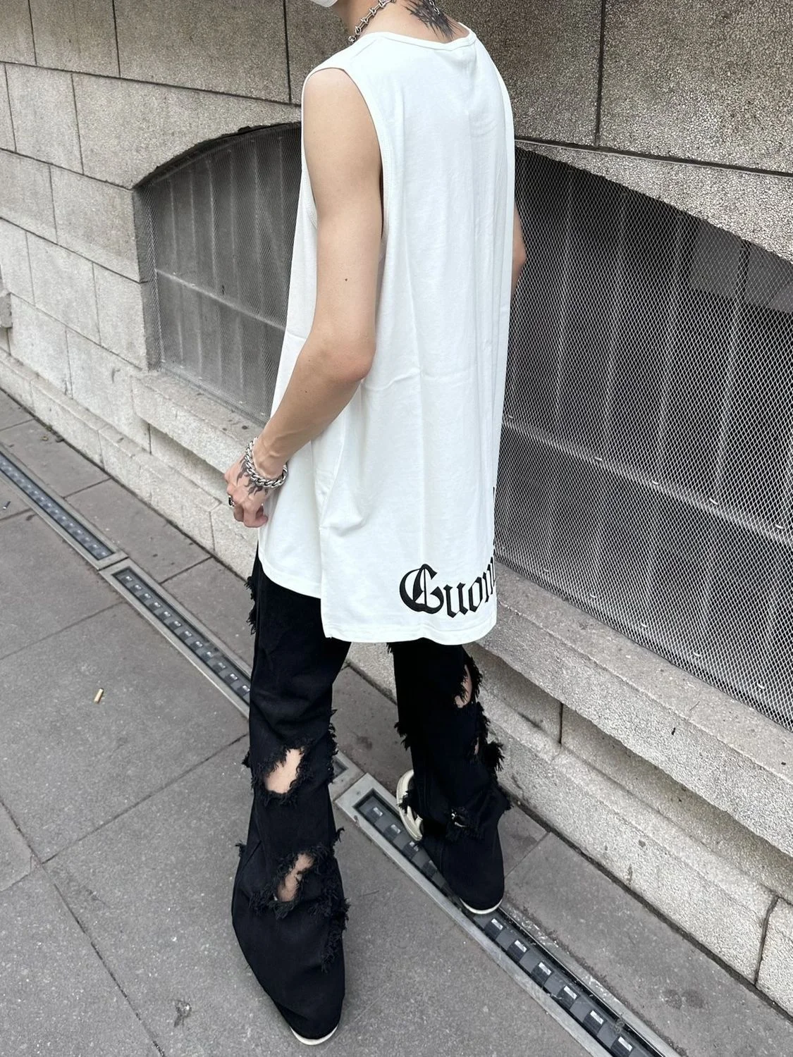 American Style High Street Distressed Jeans For Men And Women's Ins Straight Casual Pants Loose Hole Jeans Denim Trousers