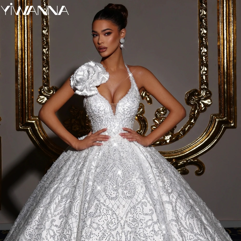 

Dreamy Princess Beaded 3D Flower Wedding Dress Sexy Halter Sleeveless Bridal Gown Customized Exquisite Pearls Dresses For Bride