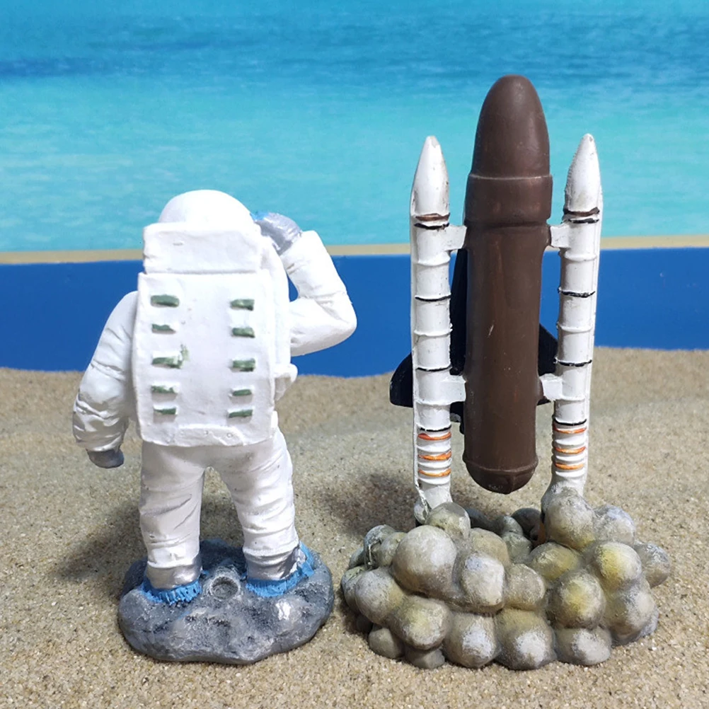 

2Pcs Creative Astronaut Statue Decor Resin Spaceman Home Desktop Adornment Exquisite Design Long Lasting Astronaut Statue Decor