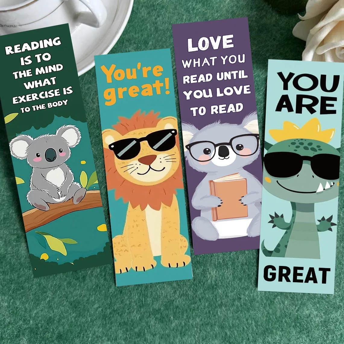 30Pcs Creative Animal Reading Cute Cartoon Bookmark Interior Wall Decoration DIY Background Cardboard Message Bookmarks