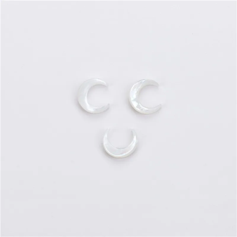 White Shell Crescent Charms Natural Mother of Pearl Shell Moon Crescent Pendant Charms For DIY Jewelry Making Necklace Earrings