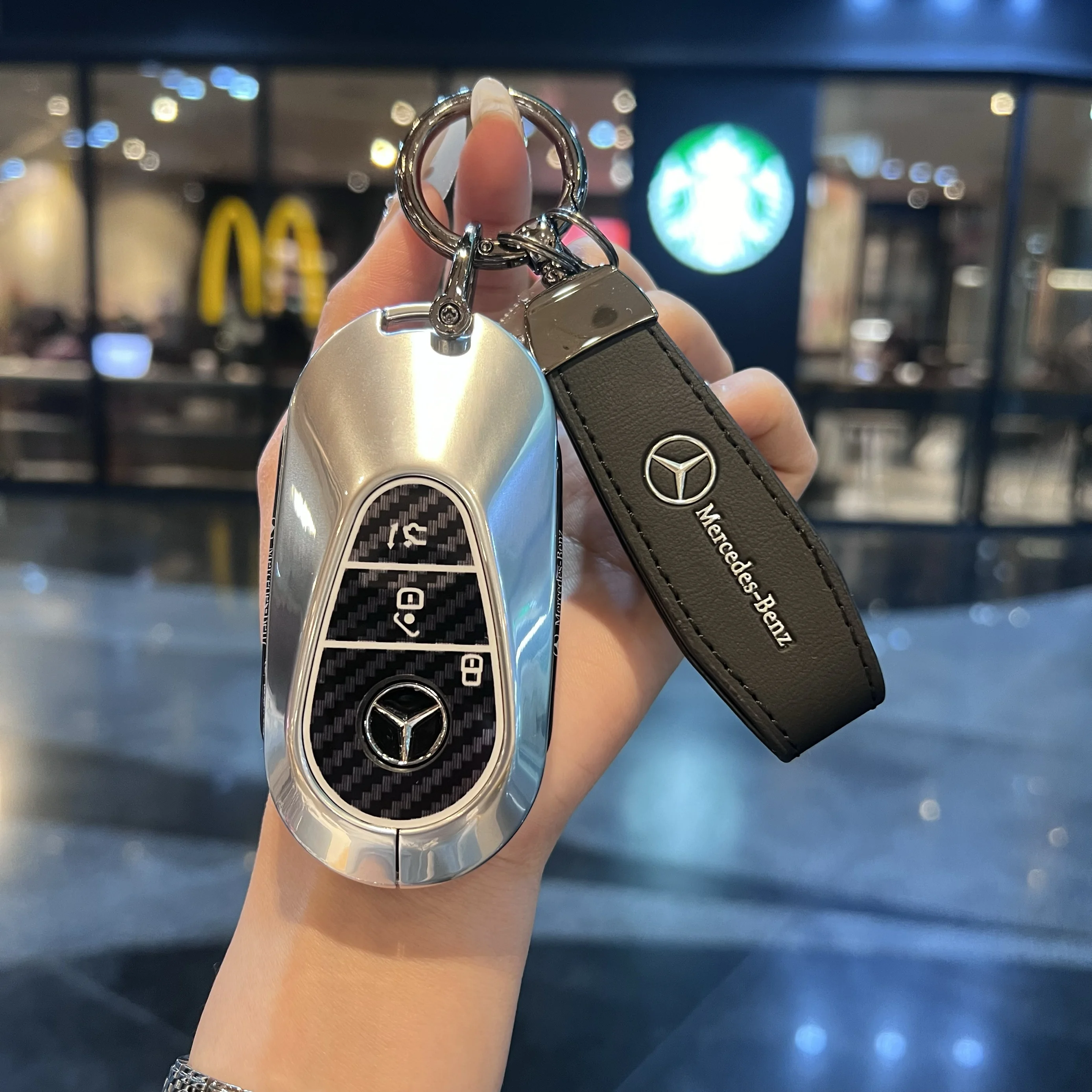 

Suitable for Mercedes-Benz car key cover A C E S-class A200L C260L E300L GLC300 GLE GLA high-end leather protective case