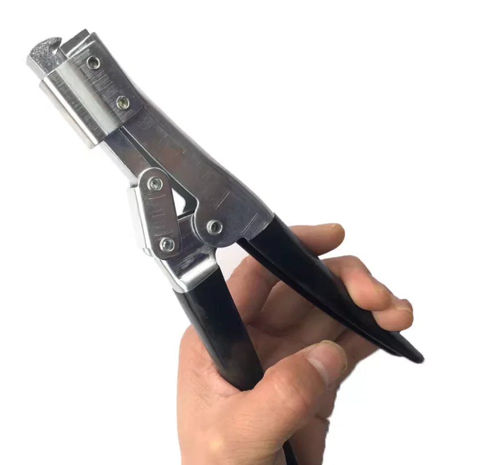 

Welding and repairing water tank pliers water chamber Special tools Plastic clip car aluminum water tank Repair tool NO.C5139