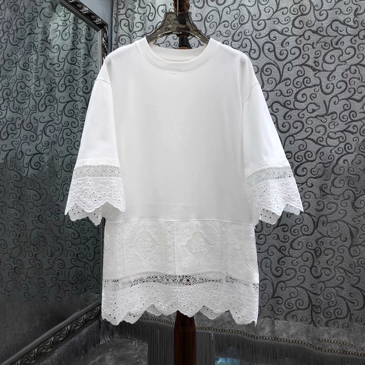 

100%Cotton Long T-Shirt Dress 2025 Summer Style Lady Hollow Out Embroidery Patchwork Short Sleeve Casual Loose White Dress Mini