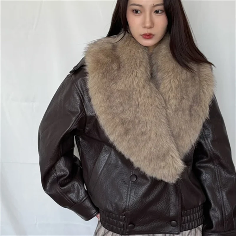 2026 Otoño/Invierno nuevo abrigo de chaqueta con cuello extraíble de piel sintética a la moda de lujo de alta gama