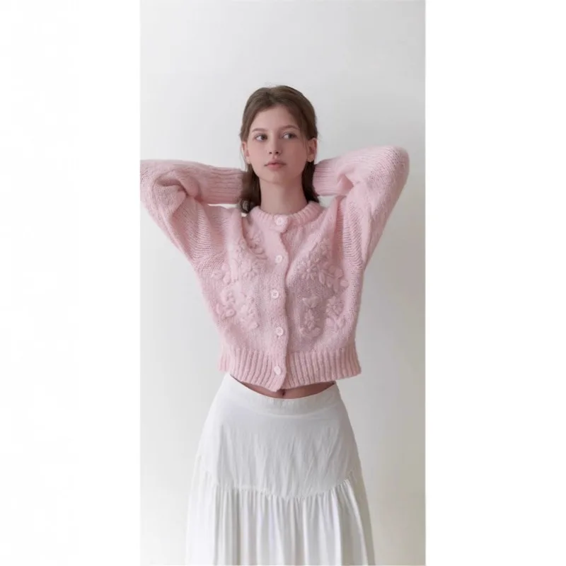 Cardigan feito à mão bordado, bordado, de malha, jaqueta suave estilo estrela, Coreia do Sul Dongdaemun 2025 Novo