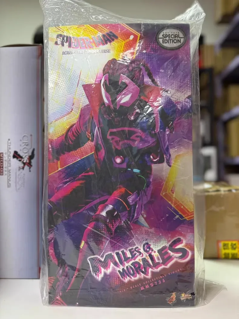 

HOTTOYS MMS725 1/6 Scale Ultimate Spider-Man Miles Morales Action Figure 12' Collectible Toy across the Spider-Verse Hero Gift