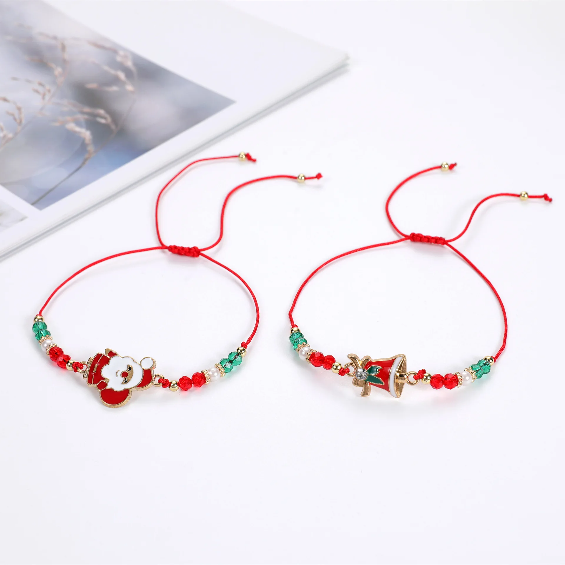 12pcs Xmas Christmas Bracelets Imitation Pearl Santa Claus Tree Pendant Party Jewelry Gifts for Girls Kids Adult Festival 2023