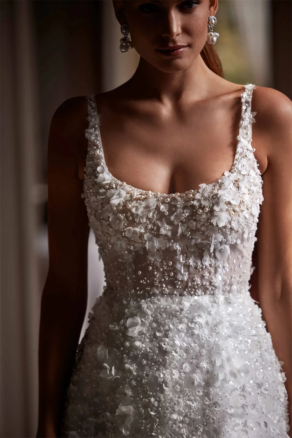 Vestido de novia con abertura alta y lado blanco personalizado de Tokio, vestido de novia con tirantes finos sin mangas y cremallera trasera, vestido de novia de corte A 2025