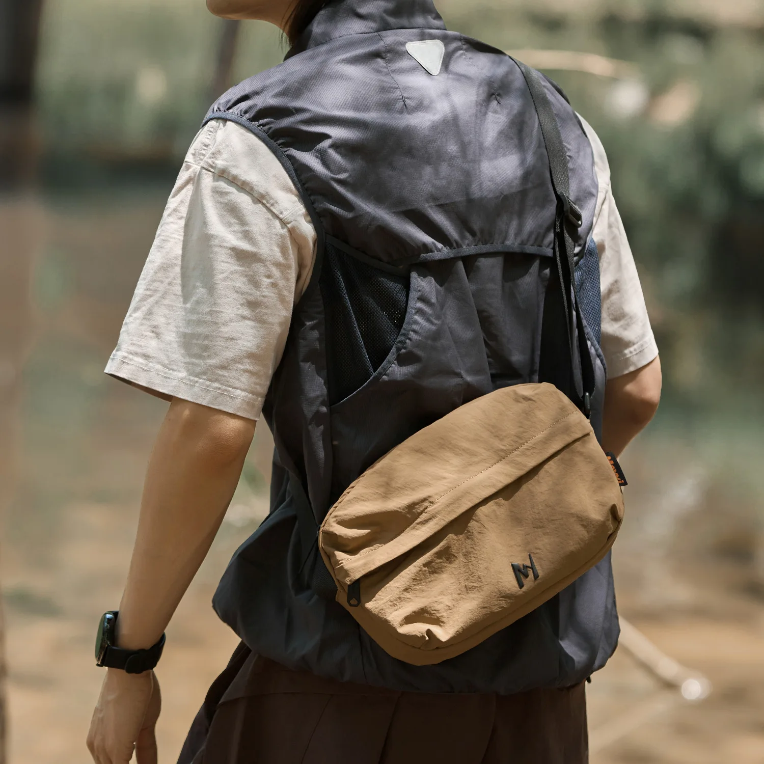 

Water repellent shoulder bag lightweight cross-body bag male and female students large capacity shoulder bag