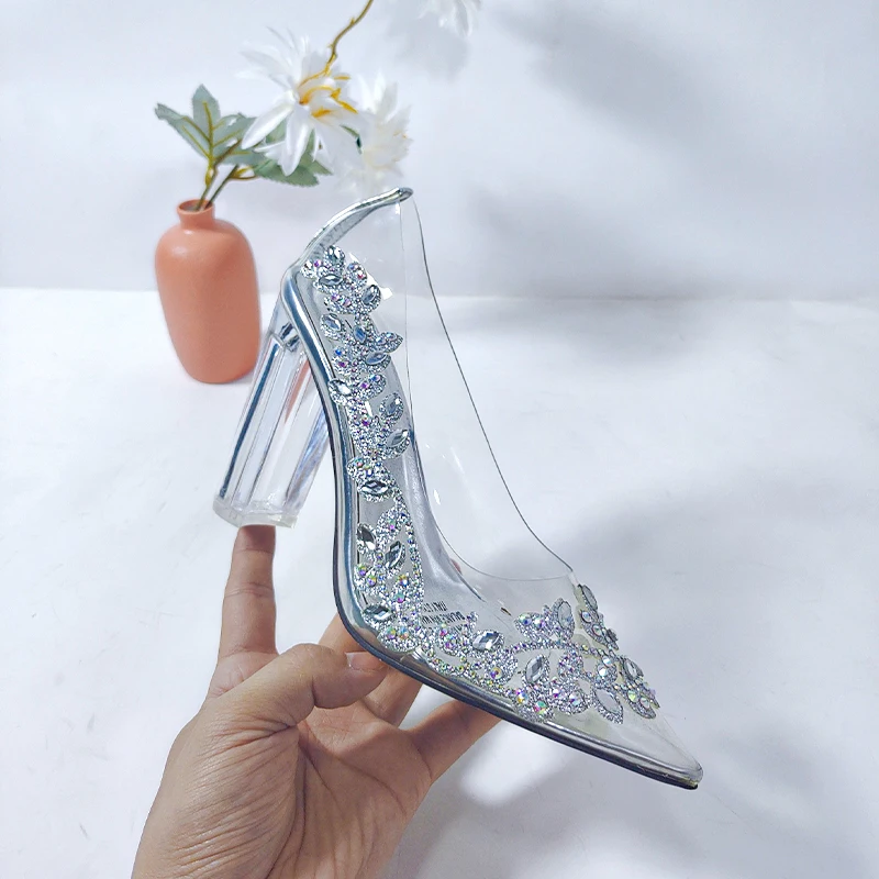 2023 New Fashion Italian Design Rhinestone Silver Pointed Toe Clear Shoes Elegant Party Wedding Bridal Ladies High Heels Sandals