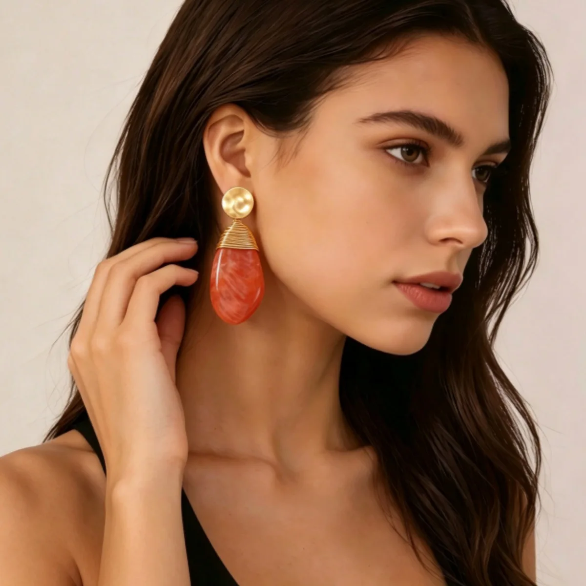 Retro resin hand-wound geometric earrings, high-end design sense, light luxury simple versatile accessories wholesale