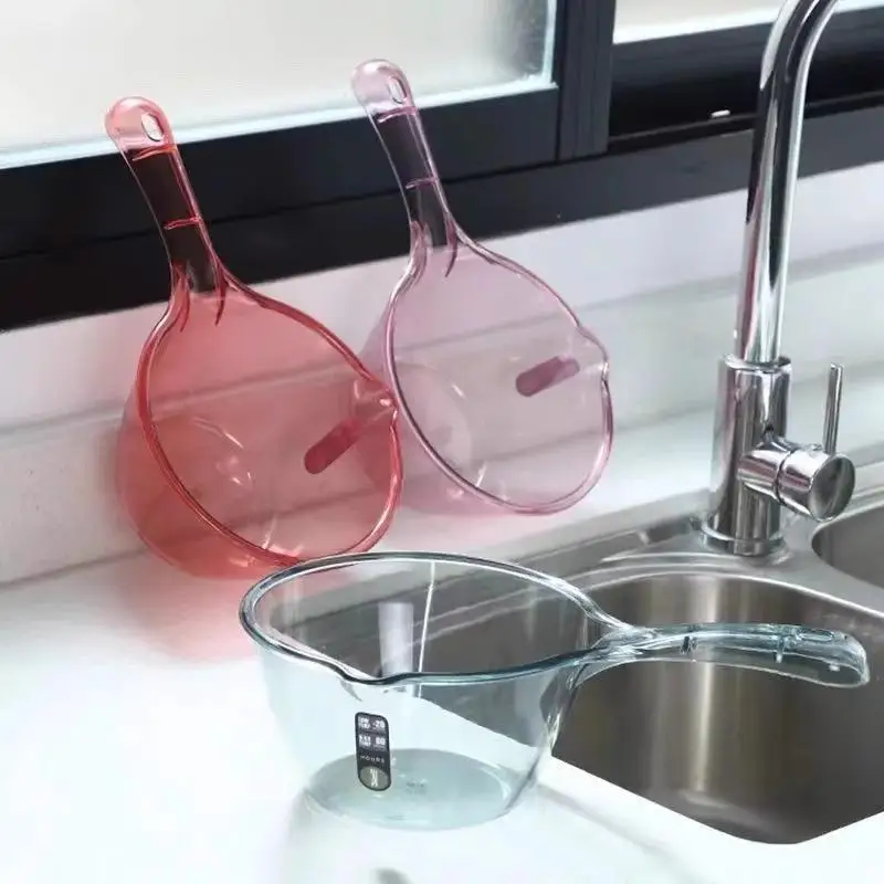 1Pcs Household Creative Water Ladle Wrestling Not Broken Transparent Water Scoop Thickened Plastic Spoon Kitchen Utensils