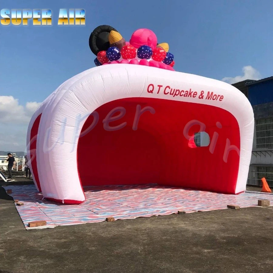 Casita inflable personalizada para Tartas, carpa curva roja y blanca, apertura de forma irregular con parte superior