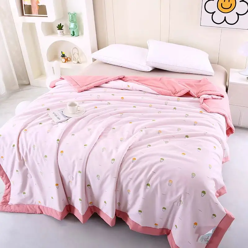 2025 New Design Class A Knitted Cotton Printed Summer Quilt Insert