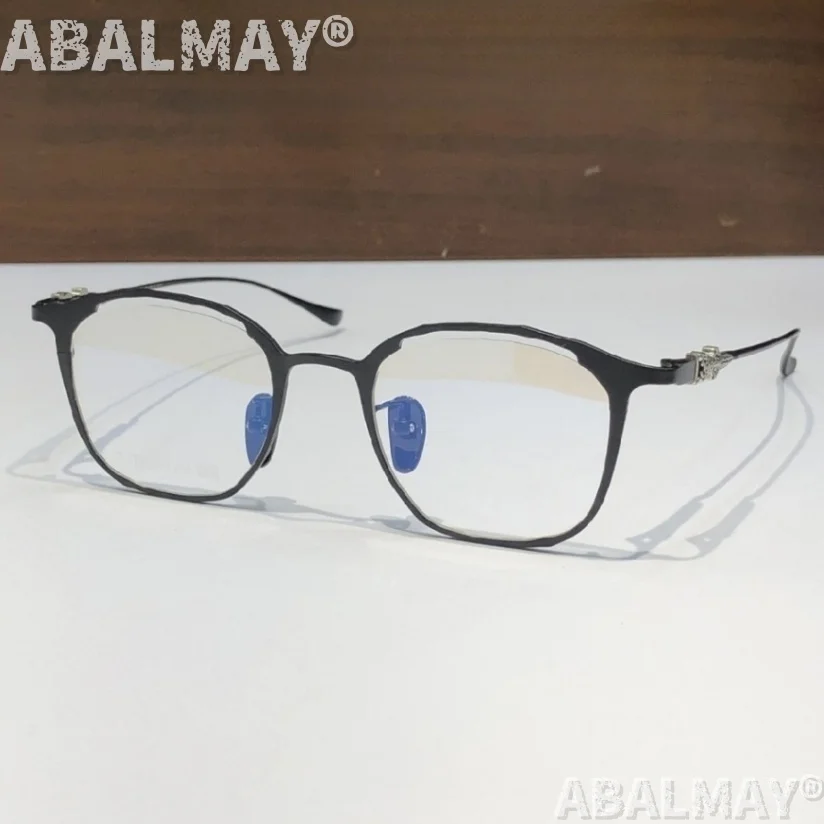 Top Quality Designer Optical Glasses for Men and Women 8108 SIZE 50-21-145 Titanium Luxury Business Prescription spectacle frame