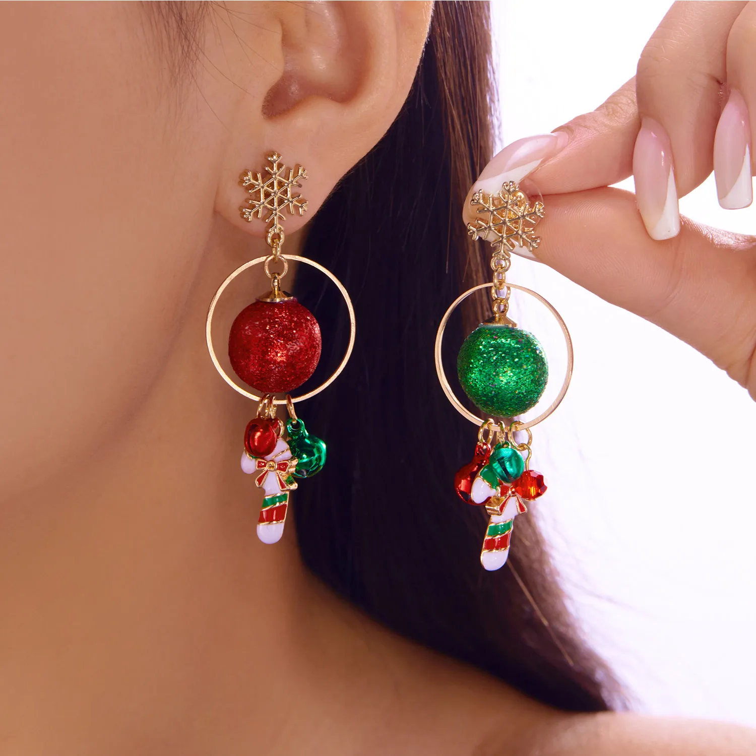 Frohe Weihnachten Perlenblumen-Stern-Glocken-Ohrringe mit Langen Quasten für Damen, Glänzende Kristall-Zirkon-Schneeflocken-Ohrringe Schmuck – Detail 3