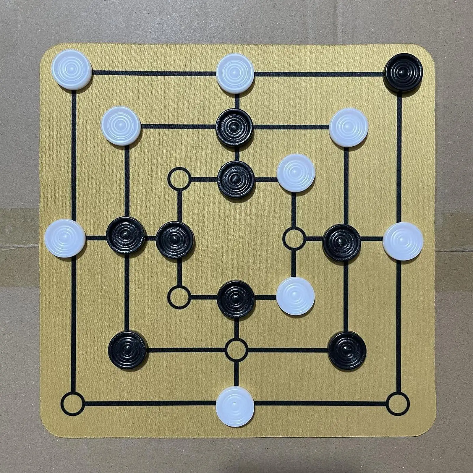 

Educational Board Game Set Nine Mens Morris Chess Checkers Strategy Toy for Children and Adults Family Use