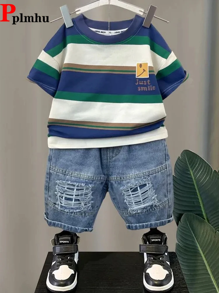 Korean Boys Summer Outfit Striped Short-sleeve T-shirts + Fashion Kids Curtos Jeans Conjuntos Loose Children's 2 Piece Sets