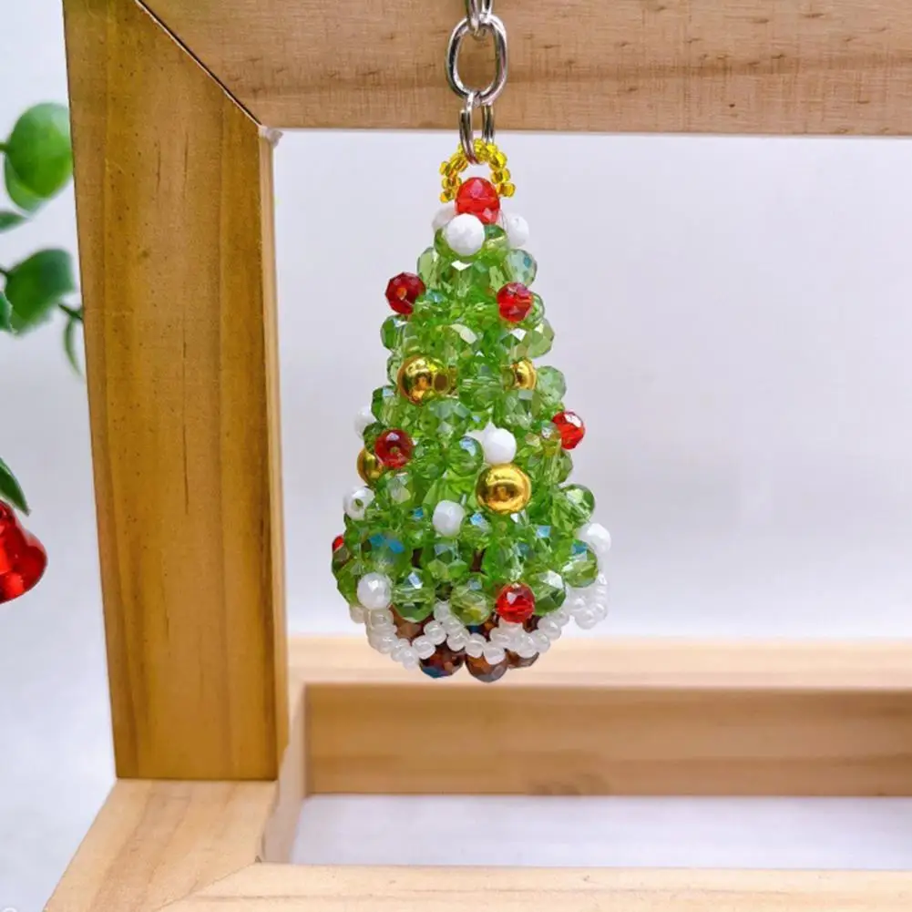 Handmade Christmas Beaded Keychain, Xmas Tree Wreath Gift Box Bell Santa Keyring, Backpack Hanging Decor for Party Favors 95