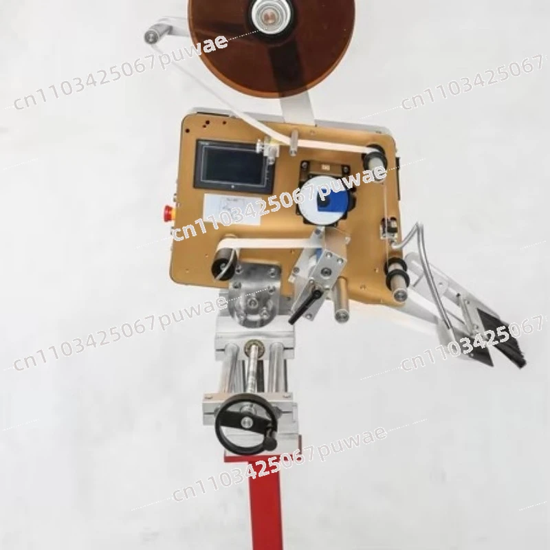Labeling Head That Works with Conveyors and Online Labeling Machines