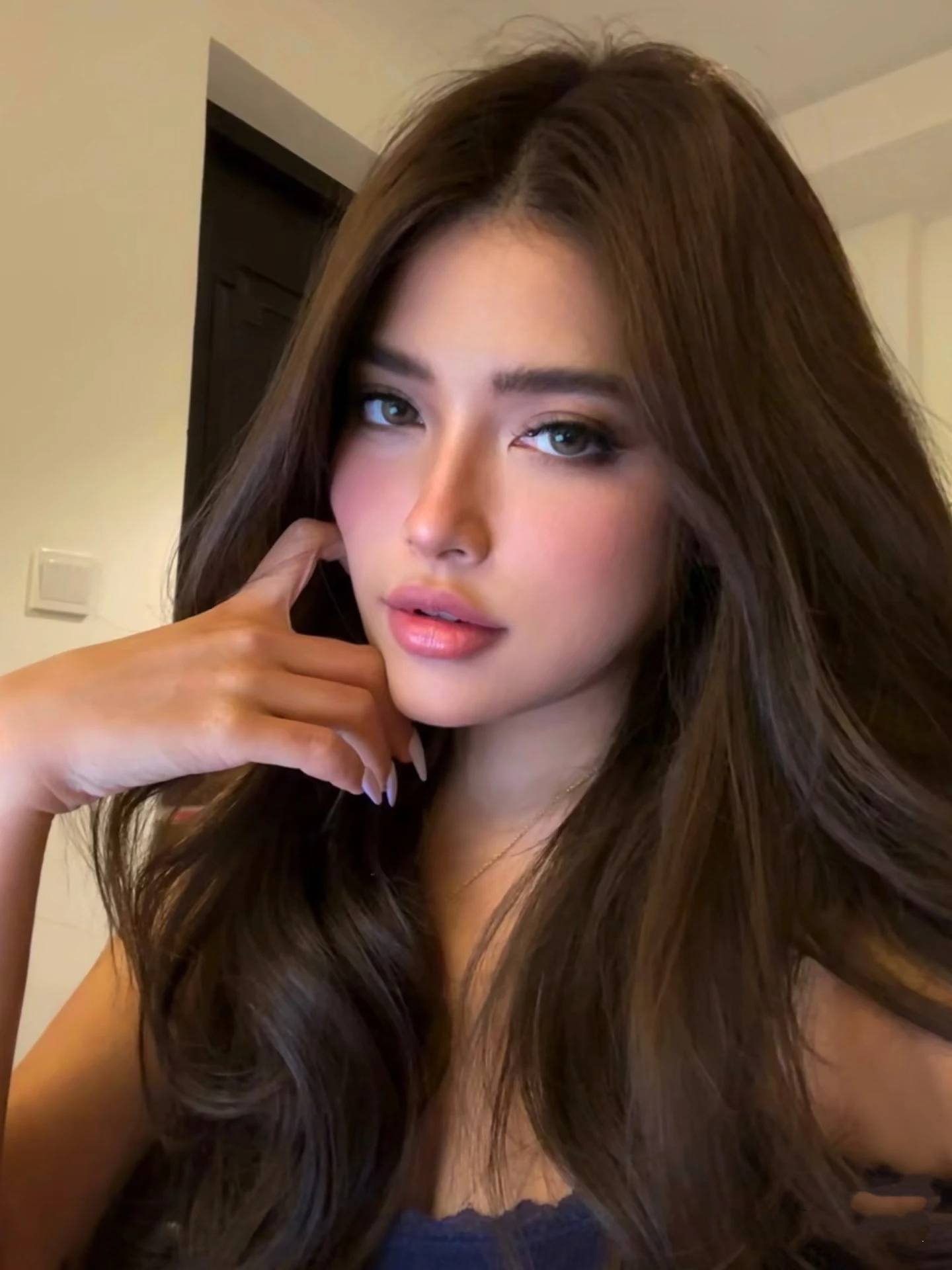 ขนตาปลอมแบบครึ่งเส้น ขนตาธรรมชาติฟูฟ่อง ทรงแคทอาย ขนตาปลอมนุ่มเบาเหมือนขนมิงค์ ปลายปีก ขนตาเรียวยาว