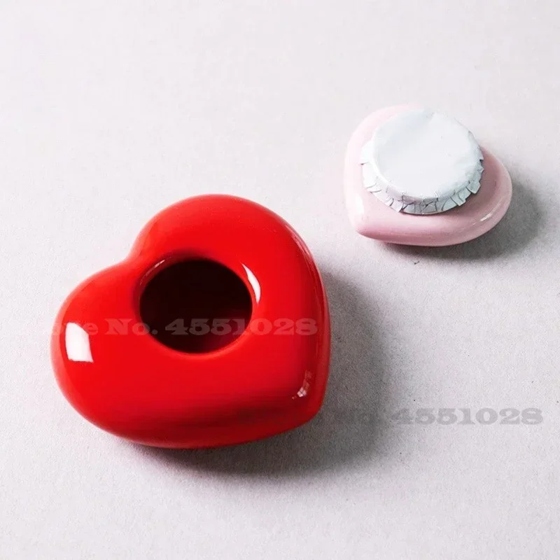 Mini Heart Pet Urn Small Animal Funeral Casket Human And Pet Cremation Memorial Cat Ashes Container for a Respectful Farewell