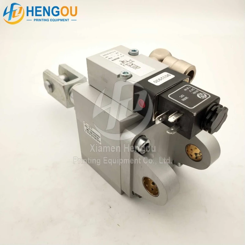 

L2.335.055 MV.050.334 M2.184.1101/A Pressure Cylinder XL105 CD74 Printing Machine Oil-hydraulic Combination Parts