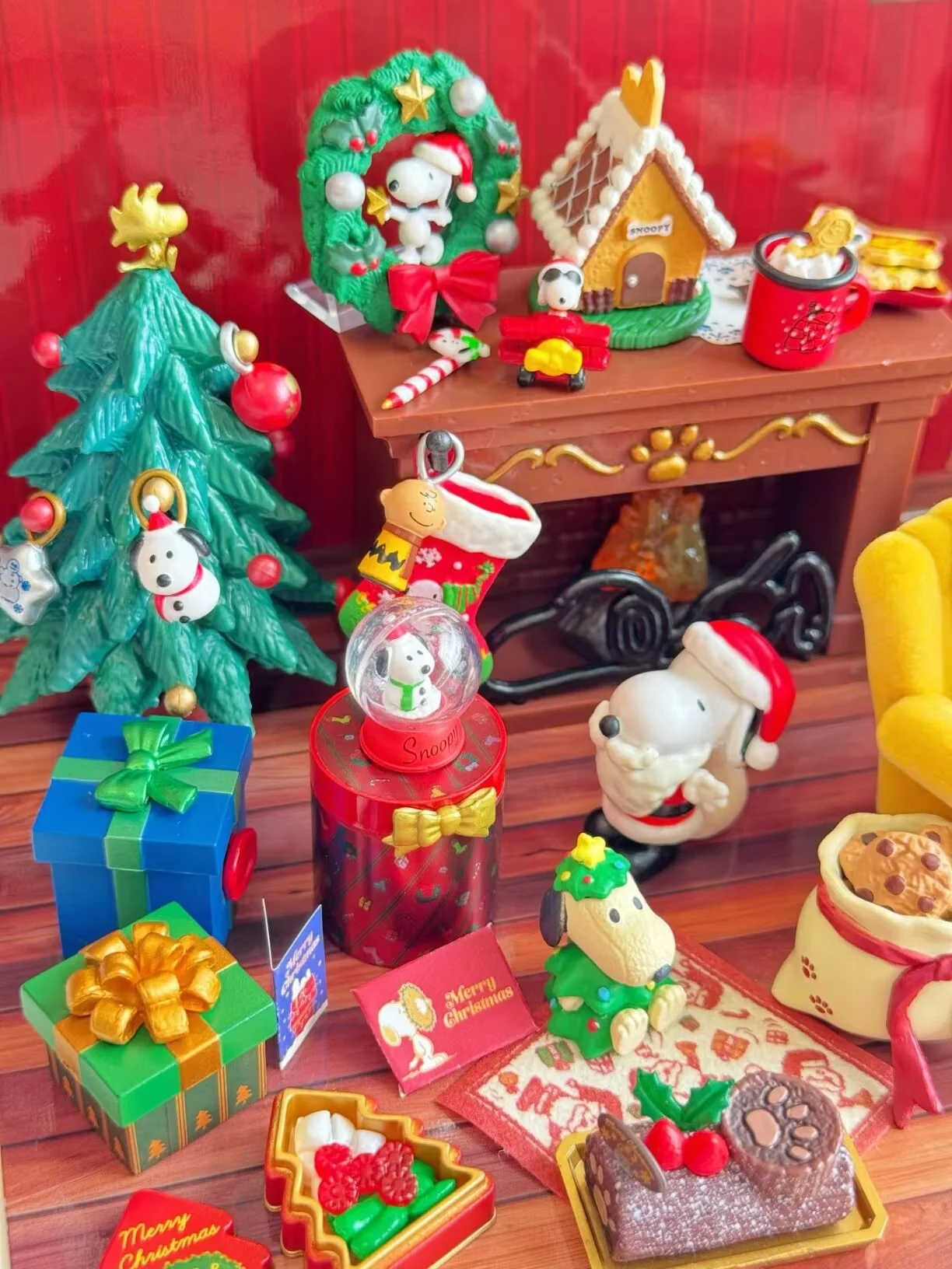 In stock Re-Ment Genuine Snoopy Anime Christmas Eve Night Action Figure Collectible Model Toy Ornament For Birthday Gifts toys