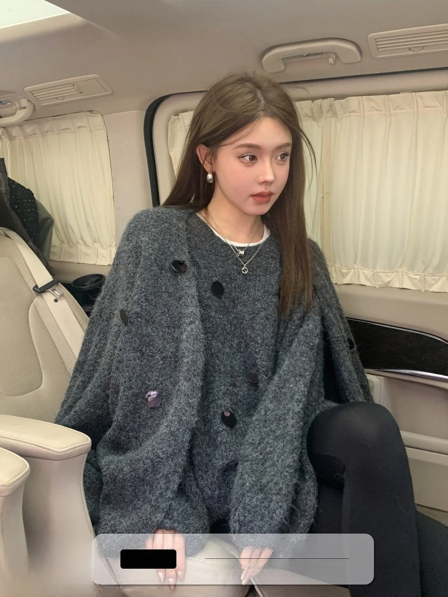 

Сверкающий вязаный свитер KAS, свободный крой, два цвета, уменьшающий кардиган, верхняя одежда для женщин, осень 2023,