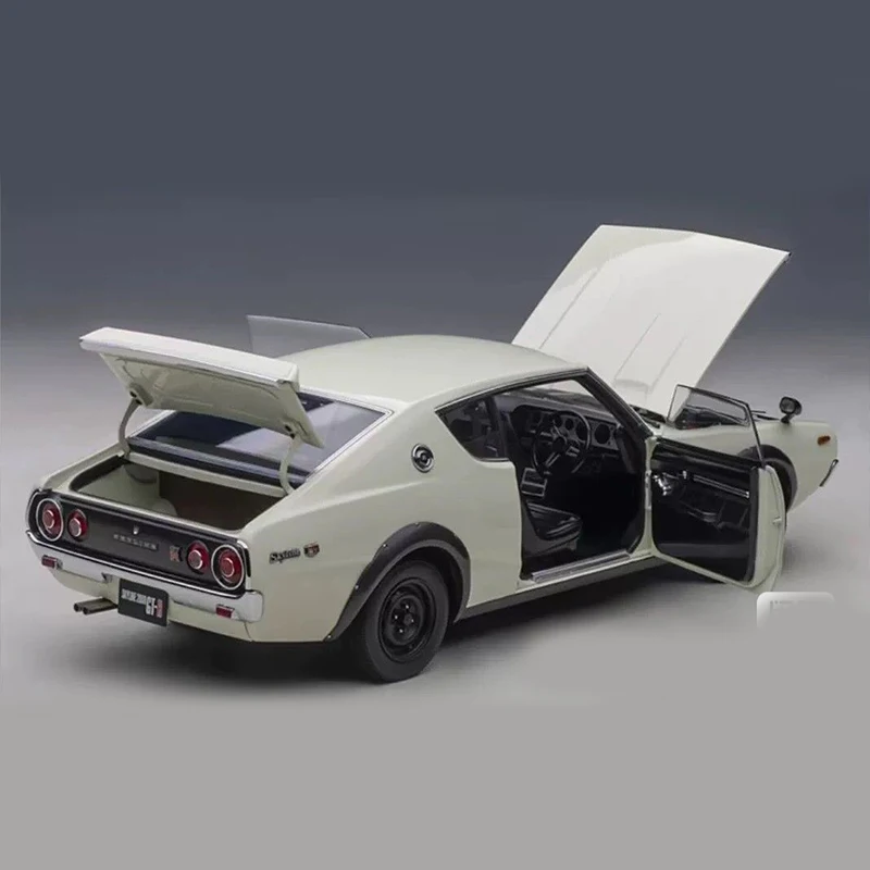 Autoart-日産スカイライン2000 gt-r (kpgc110) 車モデル、1:18合金、シミュレーション車モデル、男の子用コレクション、誕生日プレゼント