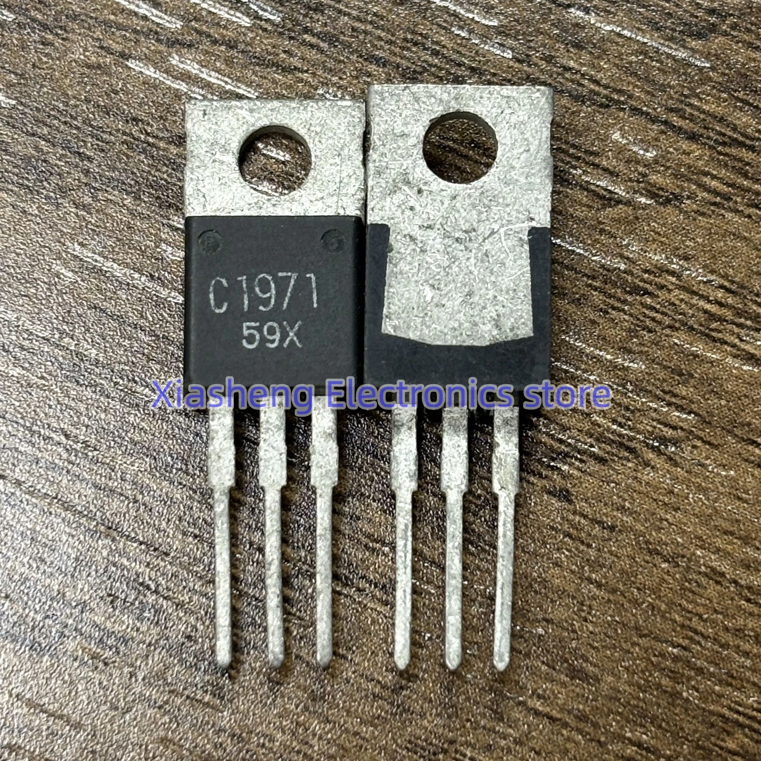 새로운 원본 2Pcs 2SC1971 C1971 TO-220 고주파 방출 트랜지스터 재고 있음