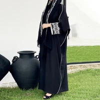 Mode classique brodé Abaya Hijab robe Kimono manteau vêtements d'extérieur femmes à manches longues en vrac arabe musulman dubaï marocain Caftan 4