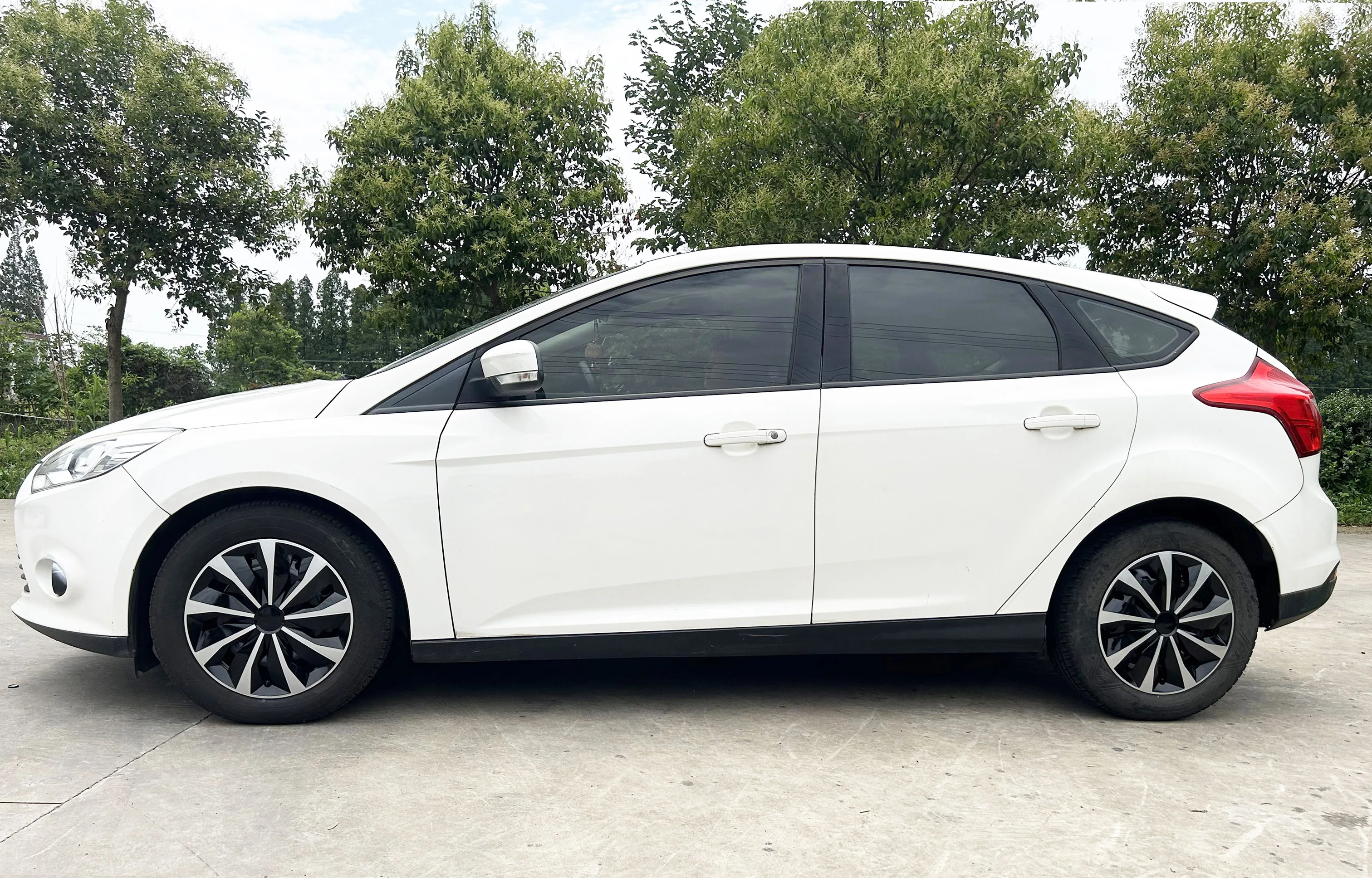 4 Stück Nabenkappen für 14-Zoll-Eisenräder von Autos, hergestellt aus PP-Kunststoff, zum Dekorieren von Autorädern – Detail 4