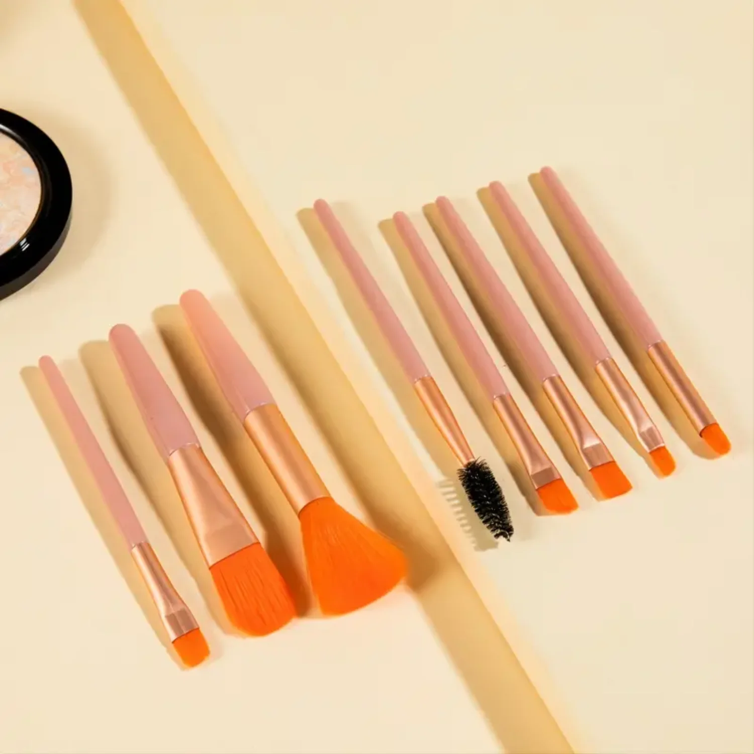 8 PCS Portable Makeup Brushes Set, Face Eye Lip Eyeshadow Eyebrow Comb Eyelash Spools Foundation Powder Brush Tools - Orange