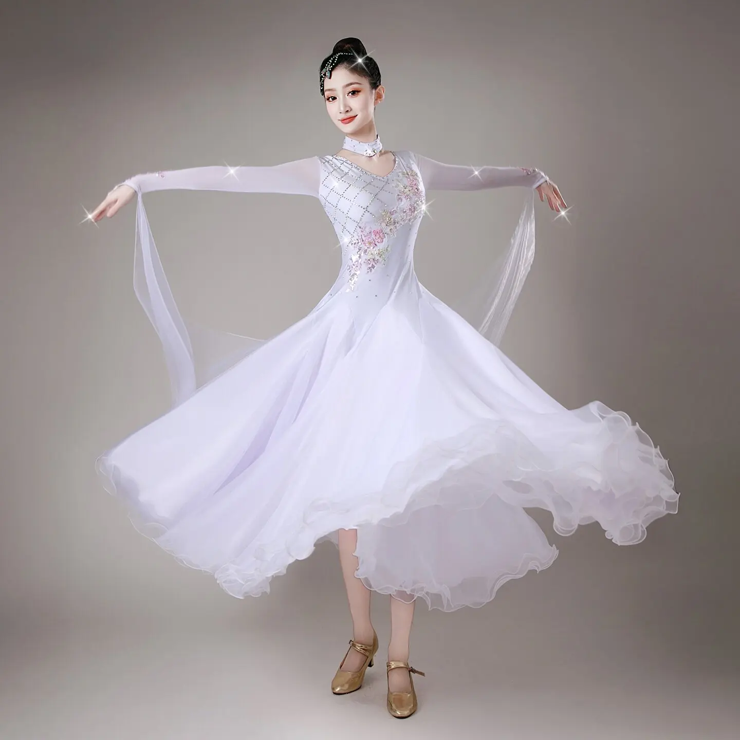 

2026 Elegant Ballroom Dance Dress for Women Competition Standard Modern Dancing Clothes Long Sleeve Waltz Foxtrot Tango Costumes