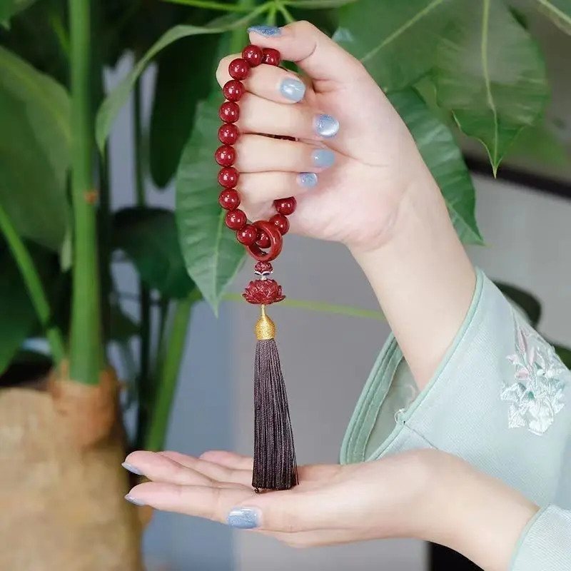 

Ручной браслет из необработанной руды киновари с серебряным кольцом лотоса S925 с кисточкой, мягкий поворотный ручной художественный ремесленный изысканный ювелирный аксессуар