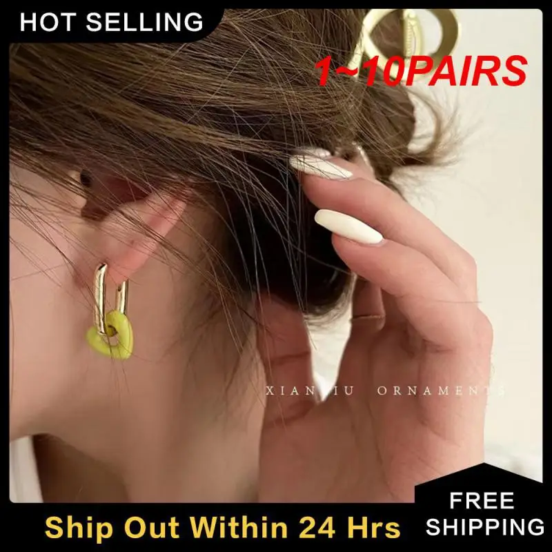 1 ~ 10 PAIRS Niche Uniek ontwerp Fris en zoet zilveren hart oorbellen Minimalistische mode hoofdtelefoon Hot accessoires 925 zilver