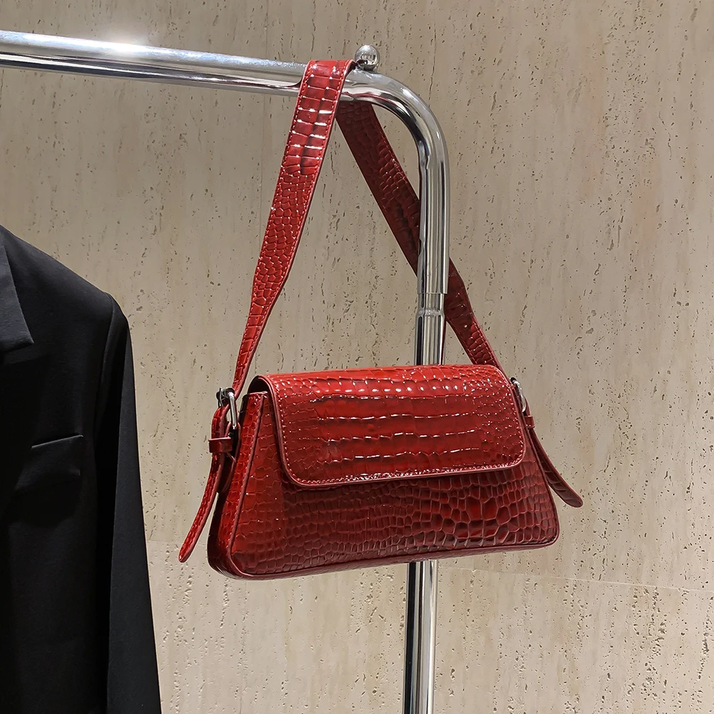 

PU Patent Leather Shoulder Bag Crocodile Pattern Women Handbag Magnetic Buckle Small Square Bag Hobo Bag Travel Shopping Bag