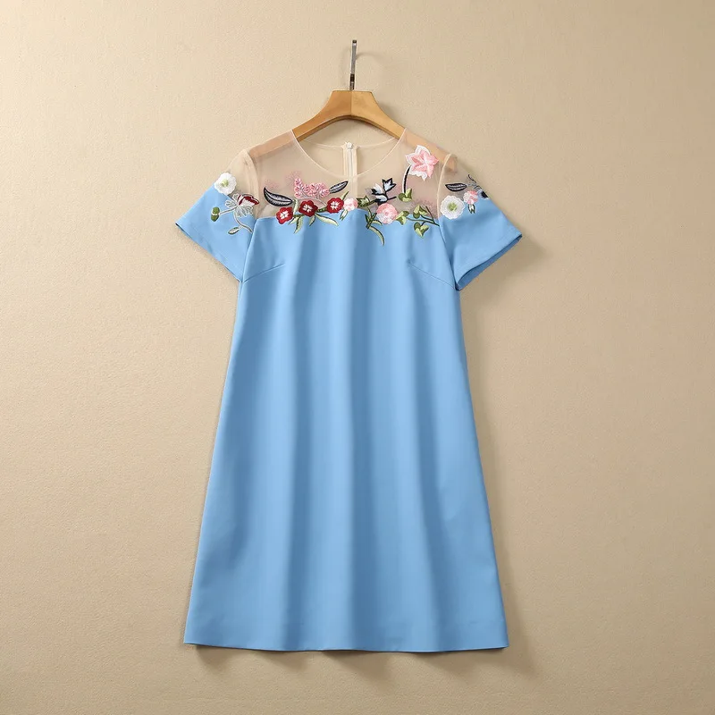 

European and American women's dress 2023 summer new style Round neck short sleeve flower embroidery fashion Loose dress XXL