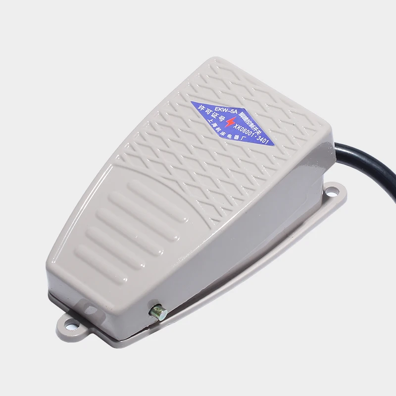 

Aluminum Shell Foot Switch EKW-5A-B with Wire Normally Open, Self Resetting, No Self-locking Wire Foot Switch, Wire Length 10cm