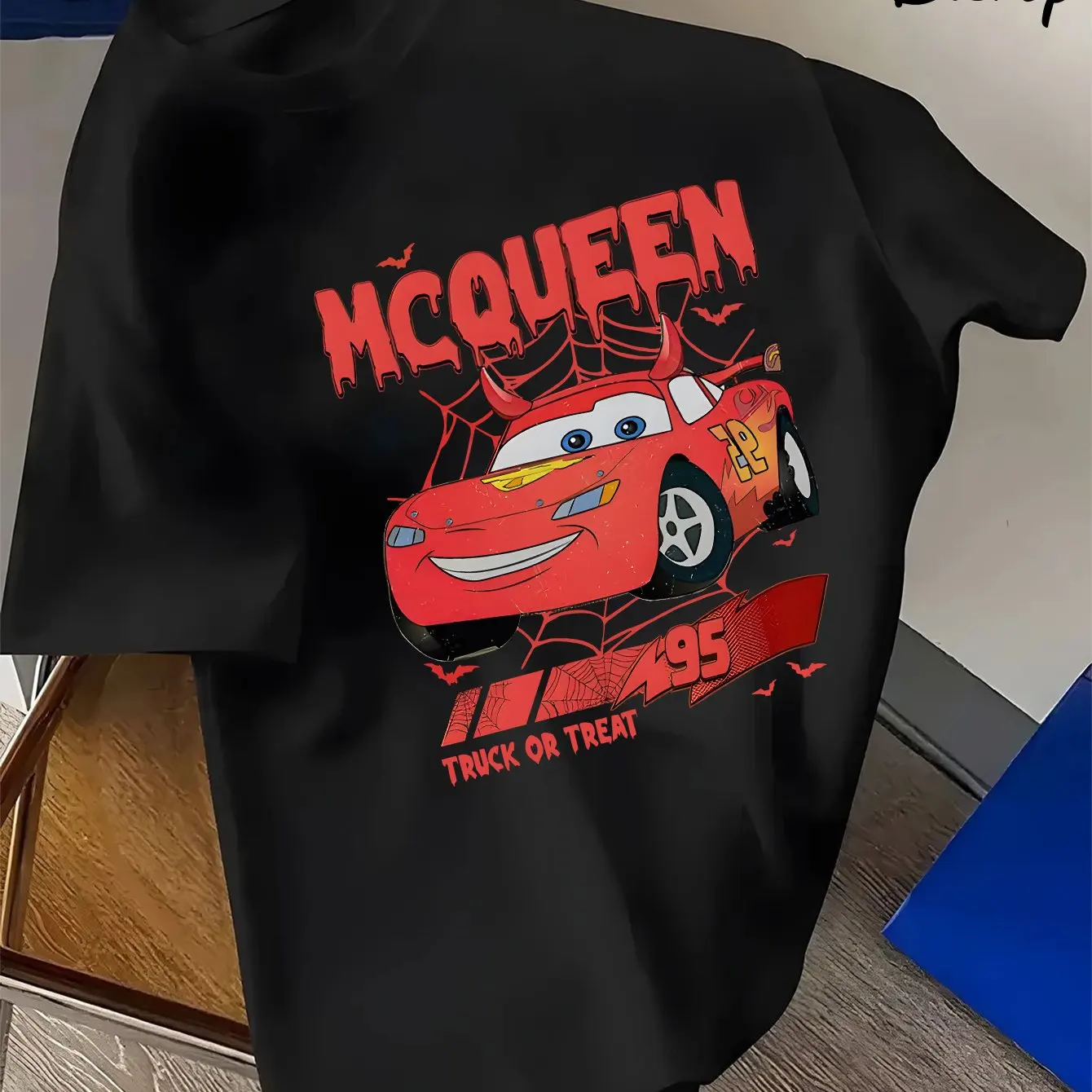 Disney Pixar Cars: Lightning McQueen y Itaya Cinturón en T de carreras blanco para hombres y mujeres 95, 93 Logo Disfraz de Halloween