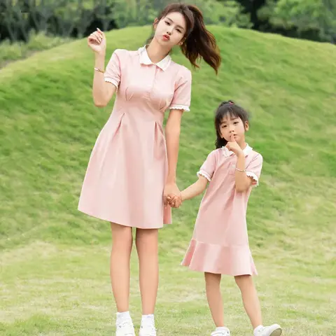 Mamma pappa och barn-outfits Familjelooken Mor Far och dotter Son Matchande kläder Mamma och baby Flicka Sommarklänning Barnkläder 10 best sales familjeklänning för mor far och son - №10