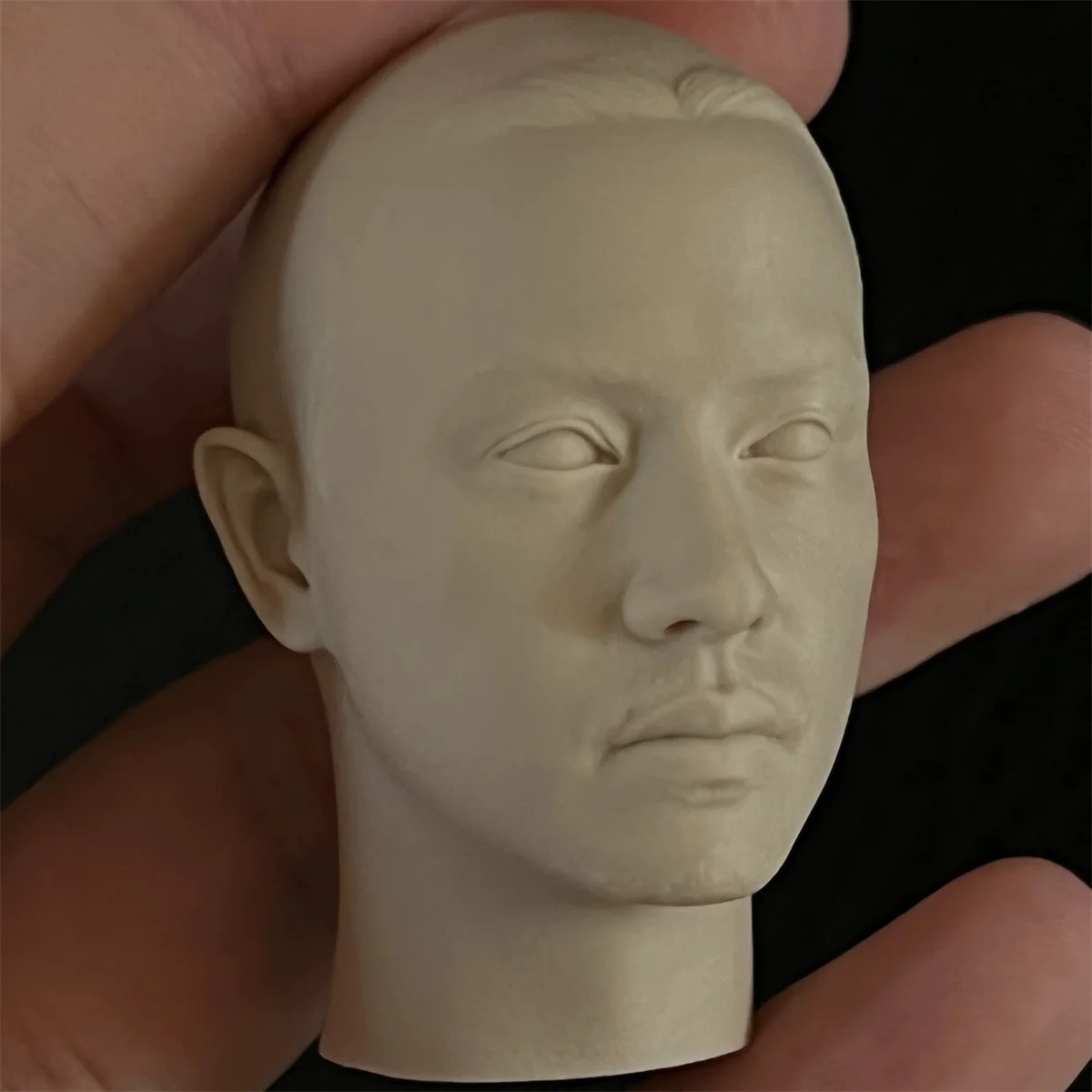 Leslie Cheung 1/6 Male Head Sculpt Carving  Unpainted Asia Star toys  Model Fit 12'' Soldier Action Figure Body Singer actor